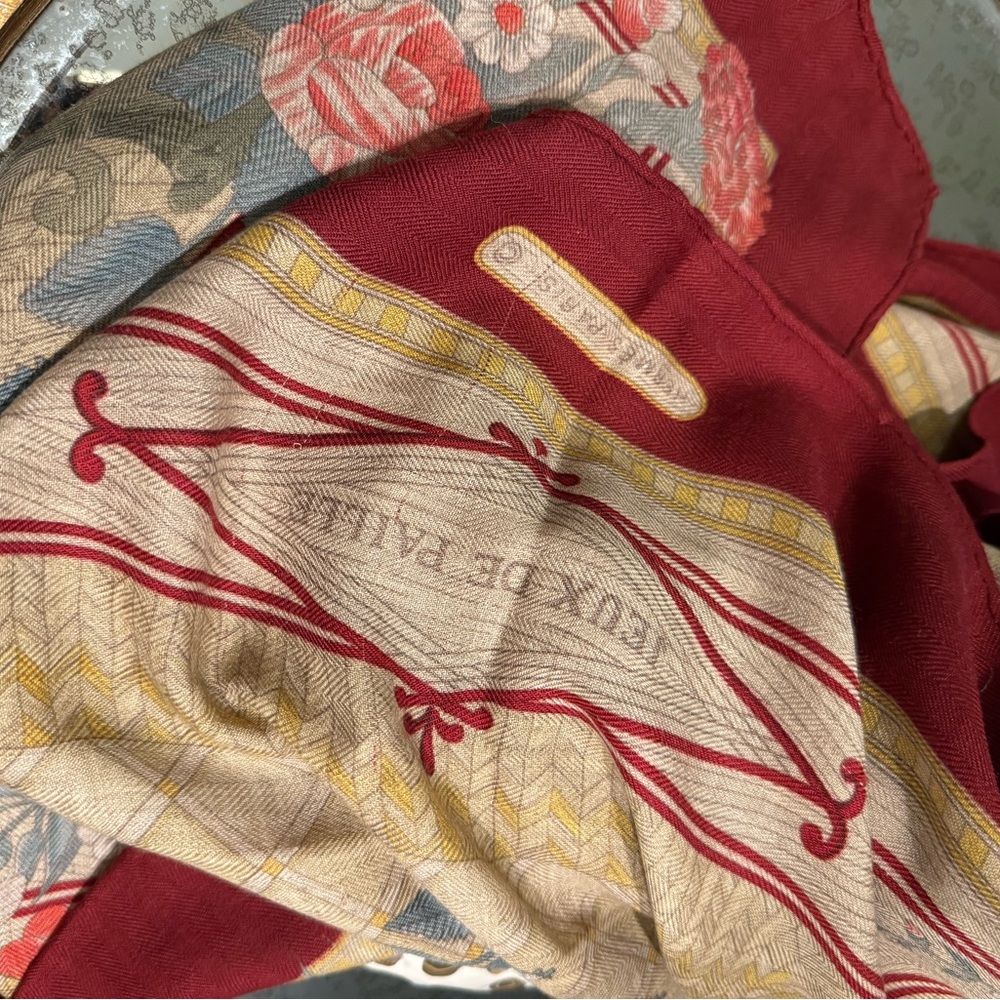 Hermes Jeux de Paille Cashmere and Silk Scarf 90cm Natural and Burgundy - Picture 10 of 11